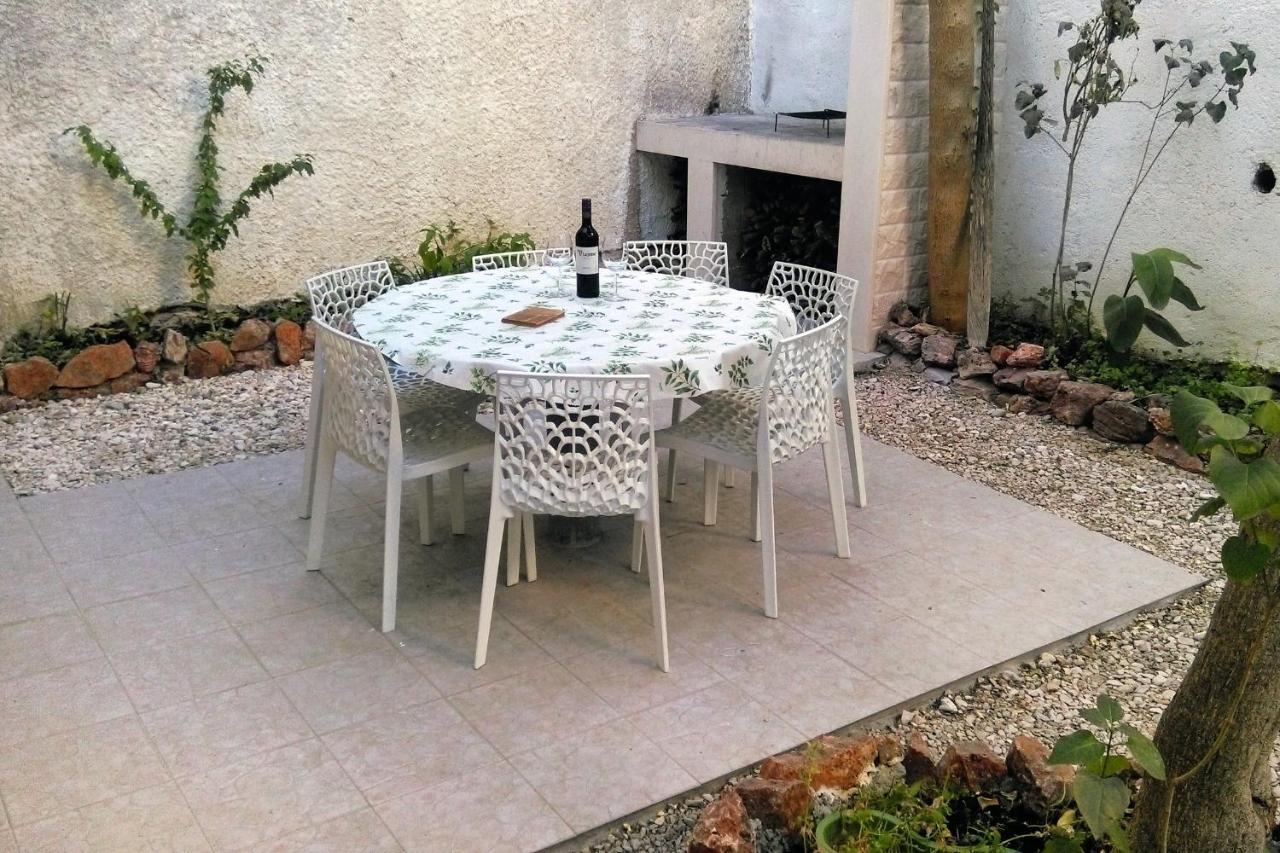 Apartments With A Parking Space Bol, Brac - 4658 Exterior foto